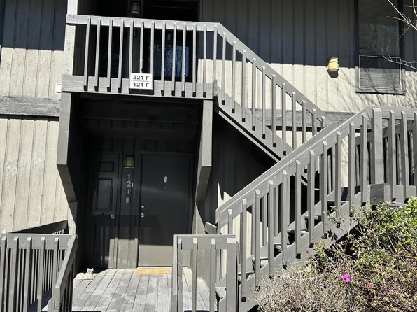 221 Lanai Vlg #F, Diamondhead, MS 39525