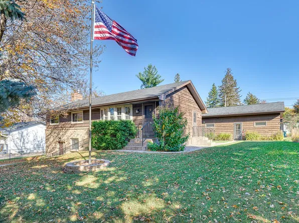 733 11th Ave NW, New Brighton, MN 55112
