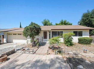 123 Wagon Trl, Fallbrook, CA 92028