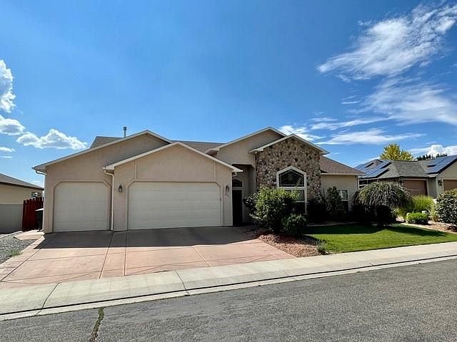 1st image of 867 Grand Vista Way