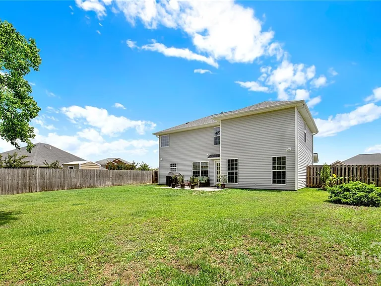 384 Manchester Ct — Photo 35