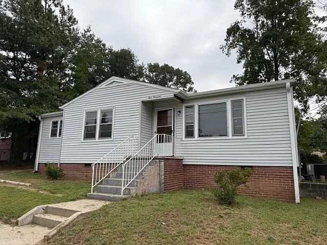 2 bed, 1169 sqft, $1,350 — Photo 1