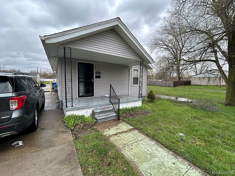1st image of 3811 Hickory St