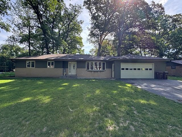 1st image of 334 Tree Ln