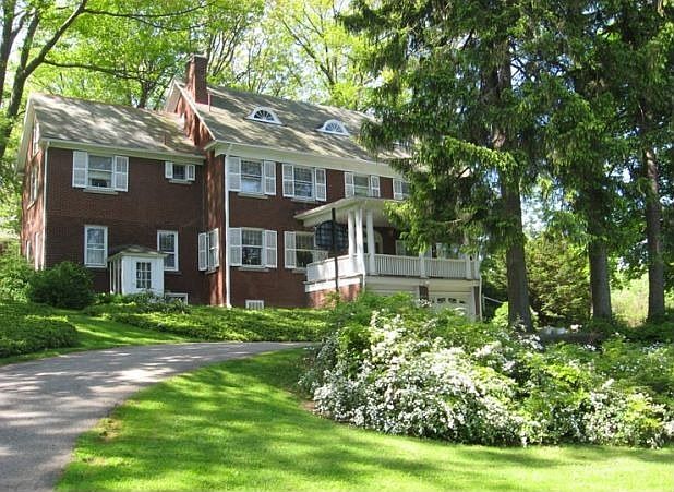 1st image of 1215 Chestnut Hill Dr #N1113