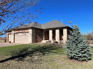 24500 W Windwalker Dr, Viola, KS 67149