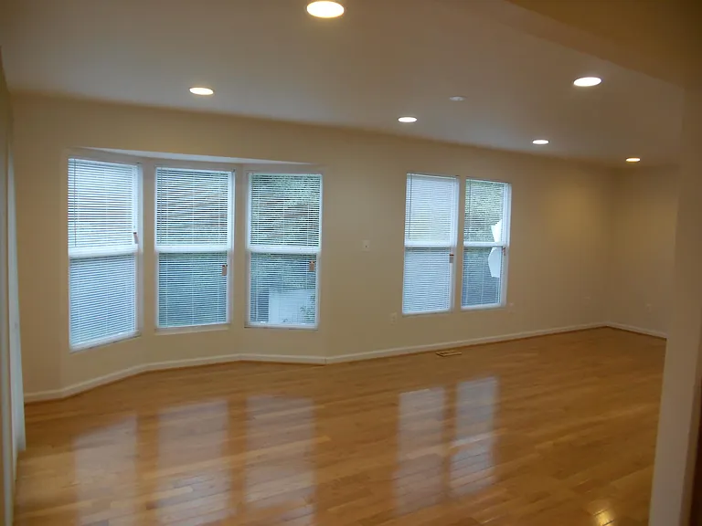 Very Bright Family off the Kitchen with Gas Fireplace.