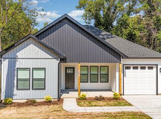 376 Sharpe St, Mooresville, NC 28115