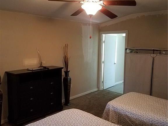 3rd image of 1401 County Road 143