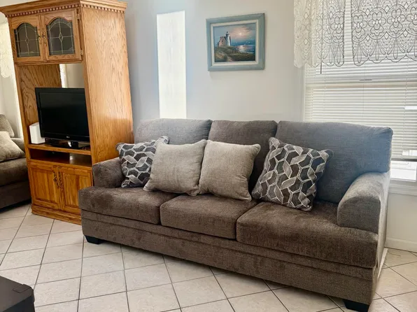 17 Danby Pl, Point Pleasant Beach, NJ 08742