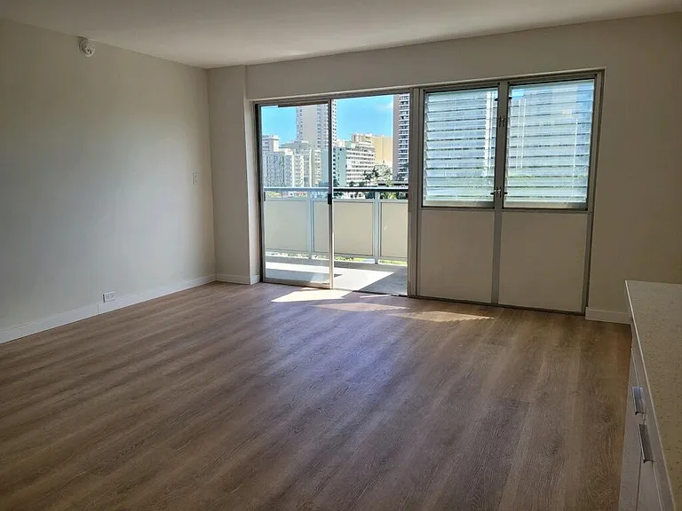 509 University Ave #602 — Photo 9