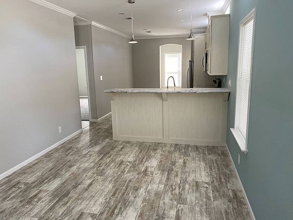 4th image of 39618 Sweetgum Ave