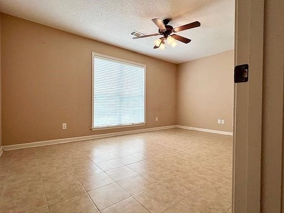 4th image of 10224 Morning Hill Dr