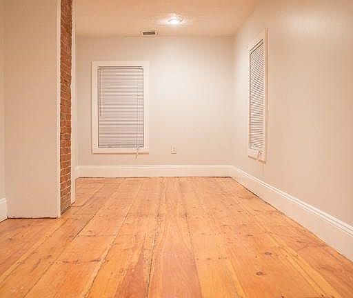 5th image of 9 Lincoln Ct #2