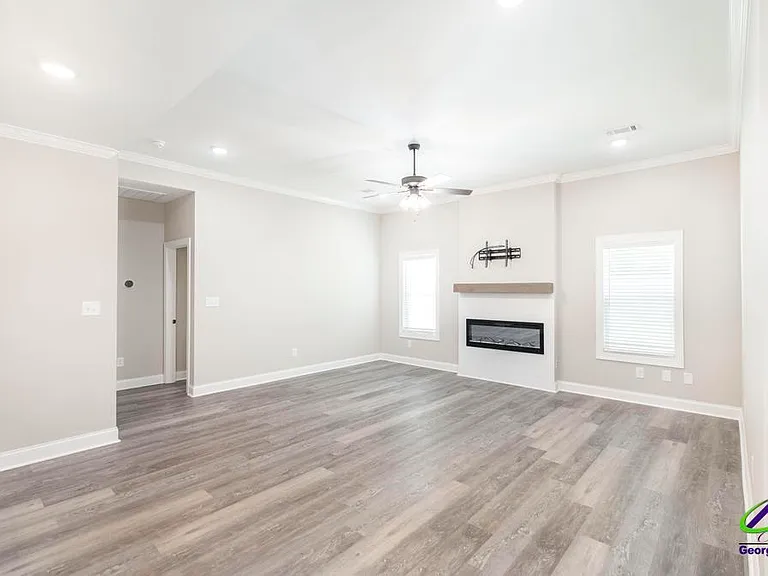 113 Garrett Ln — Photo 14