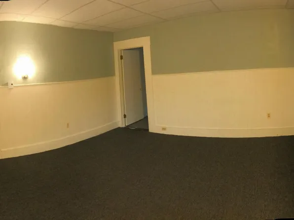 53 Bacon St #2L, Warren, MA 01083