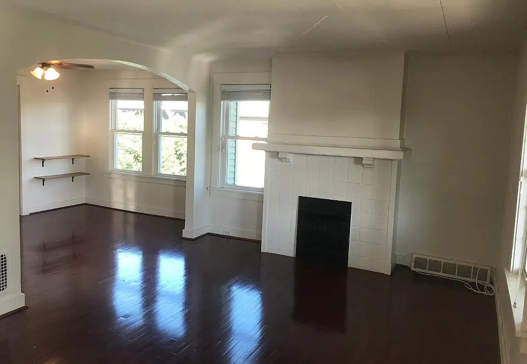 845-847 Florence Ave #845 photo 1