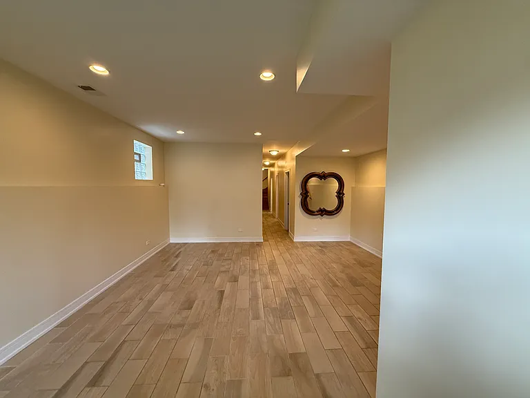 1110 N Christiana Ave — Photo 11