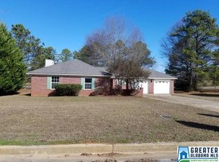 37 Oak View Cir, Sylacauga, AL 35151