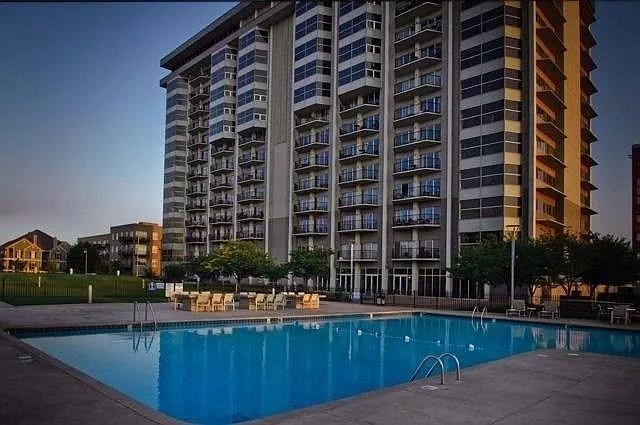 655 Riverside Dr #205B — Photo 1