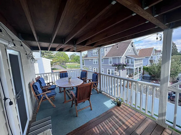 8 Maplewood St #2 — Photo 10
