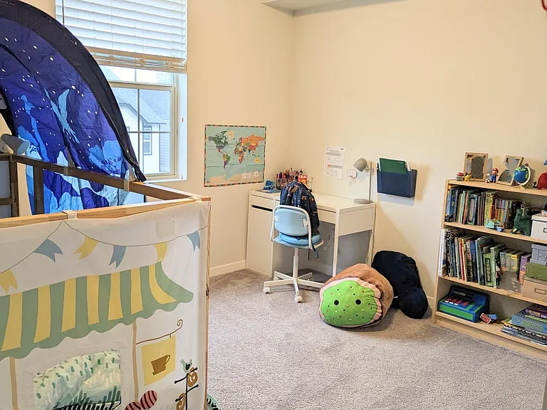 Second bedroom