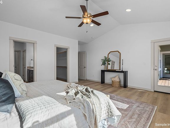 5th image of 0 NE Lookingglass Rd Lot 1-2