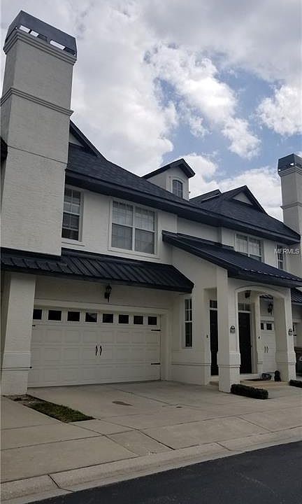 1st image of 13432 Fountainbleau Dr