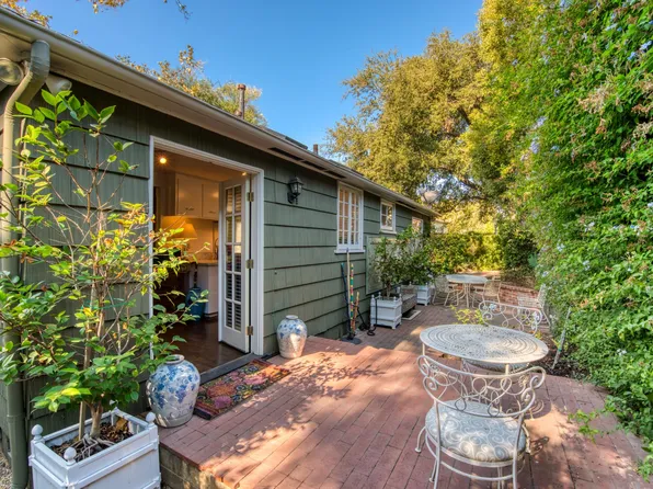 1330 Lombardy Rd, Pasadena, CA 91106