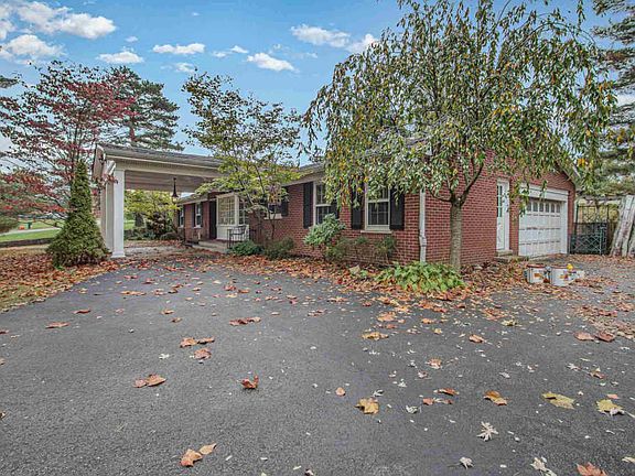 2nd image of 143 Rossmoyne Dr