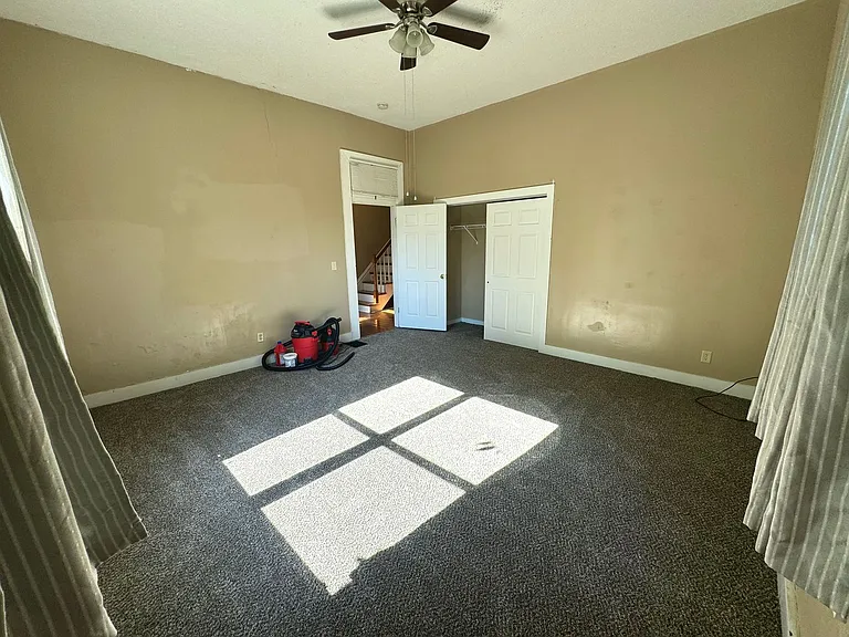 337 N Ellis St — Photo 14
