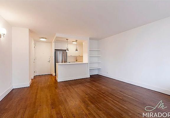 3rd image of 330 E 39th St APT 19J