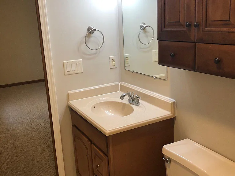 8711 Hanover Dr — Photo 10
