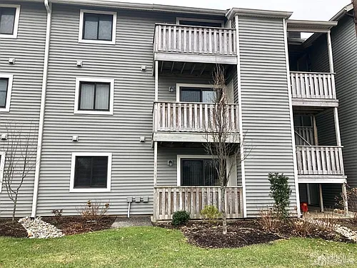 5013 Ravens Crest Dr Photo 1