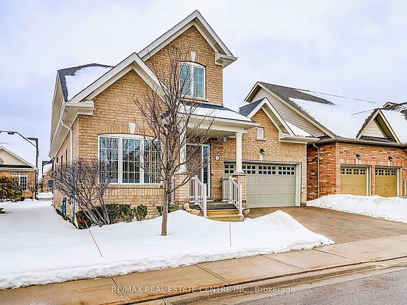 3rd image of 9 Jazzberry Rd