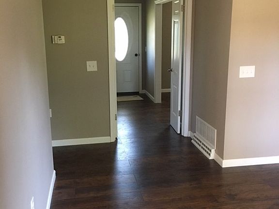 5th image of 206 Lincoln St