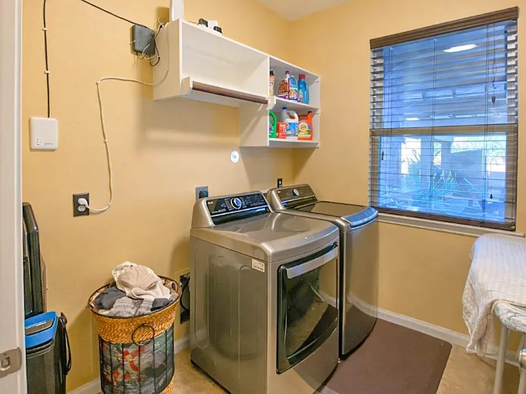 4415 Rolling Field Ln — Photo 14