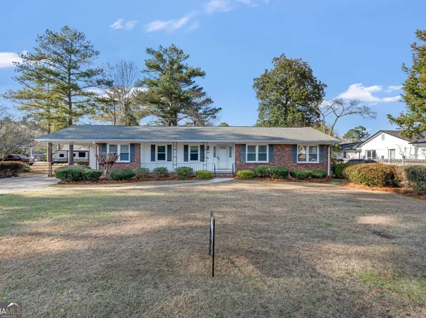 1729 Milton Way, Perry, GA 31069