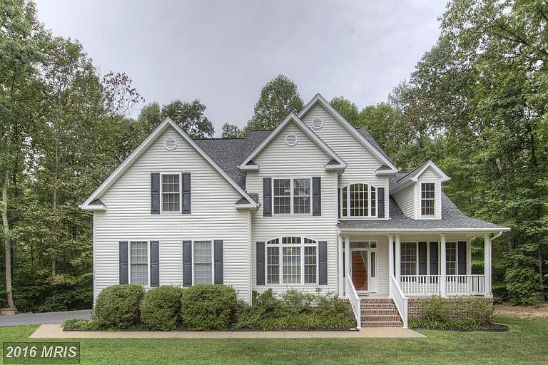 1st image of 214 Nottingham Dr