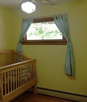 Bedroom (2 of 6)
