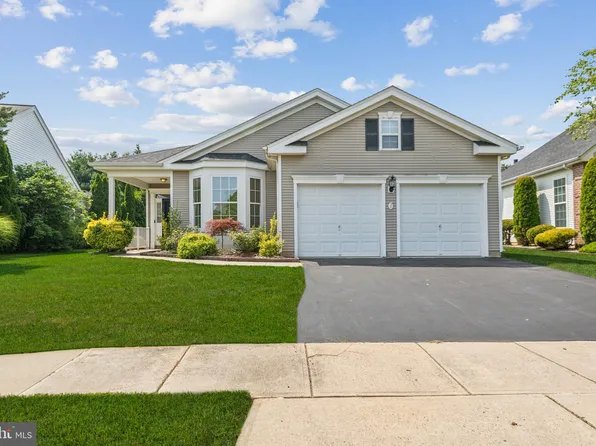 126 Minuteman Cir, Allentown, NJ 08501