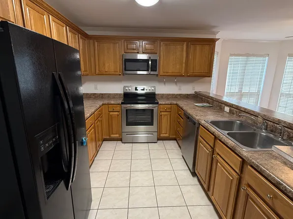 529 Versailles Blvd APT D, Alexandria, LA 71303