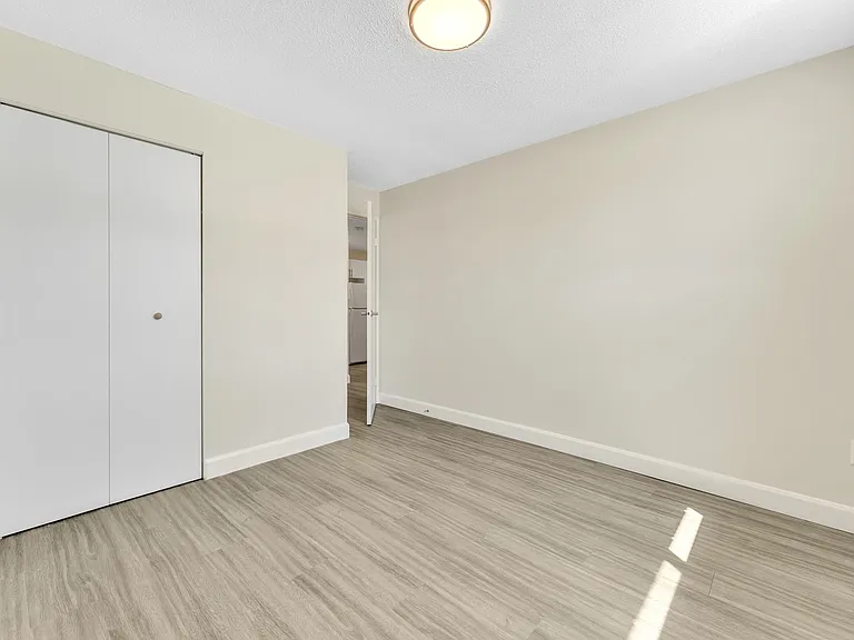 99 Thomas St — Photo 19