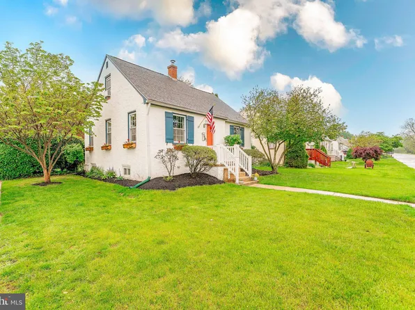 402 Mary St, Downingtown, PA 19335