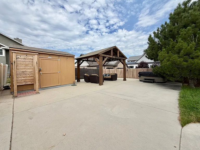 961 E Golden Pheasant Dr — Photo 20
