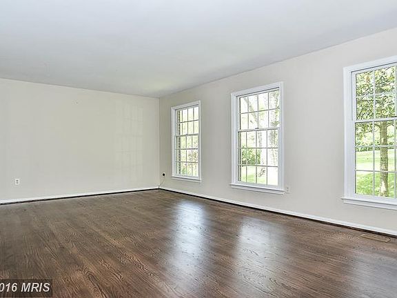 4th image of 6127 Saddle Horn Dr