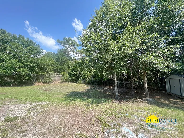 453 Forest Glen Pl — Photo 27