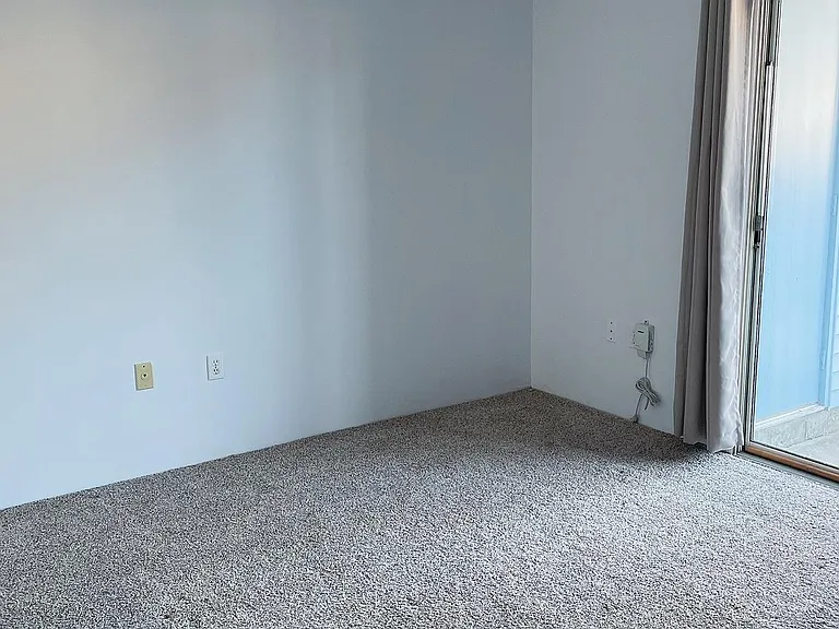 22 Walden Dr #3 — Photo 4