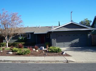 943 Pleasant Hill Rd, Redwood City, CA 94061