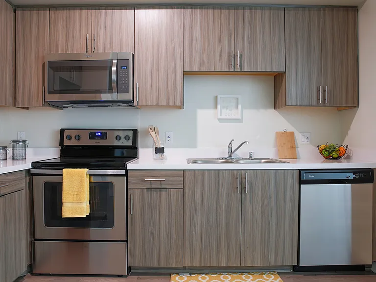 Aura NoHo Luxury Apartments — Photo 9